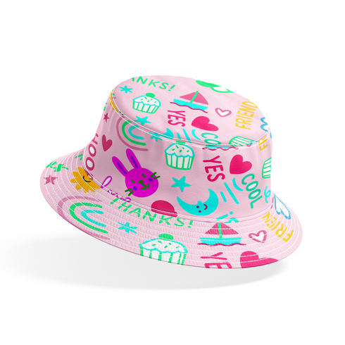 Fondo rosa con dibujos coloridos y palabras positivas como "gracias", "genial" y "amigos bucket hat mockup