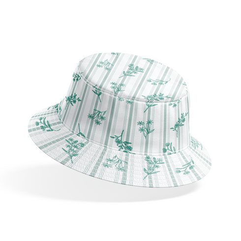 Patrón decorativo con rayas verticales y motivos florales de ramas verdes sobre fondo blanco bucket hat mockup