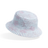 Patrón de flores rosadas sobre rayas azules y blancas verticales, diseño floral delicado y fresco bucket hat mockup