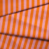 Franjas verticales en naranja y rosado sobre fondo claro