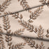 Hojas Elegantes en Tono Beige Tela