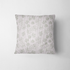 Patrón de líneas rosado pálido con flores estilizadas beige sobre fondo rayado vertical fabric pillow mockup
