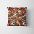 Estampado abstracto con manchas de leopardo en naranja, negro, blanco y café fabric pillow mockup