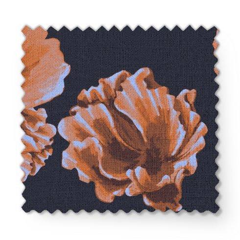 Flores estilizadas en tonos ocre y marrón sobre fondo negro oscuro, diseño artístico botánico decorativo fabric swatch mockup