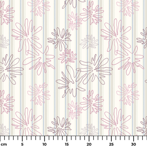 Patrón floral con flores rosado pálido sobre fondo de rayas verticales en tonos crema y beige ruler cm