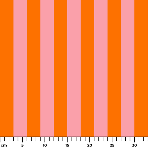 Franjas verticales en naranja y rosado sobre fondo claro