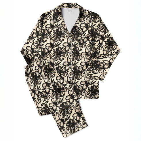 Patrón floral artístico en blanco y negro con flores grandes de trazos expresivos y hojas estilizadas. sutex pajamas fullview mockup