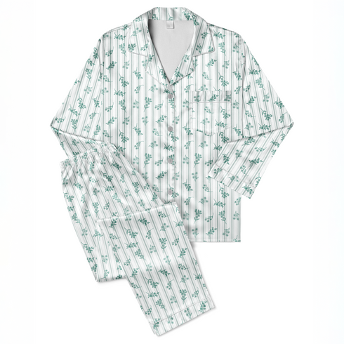Patrón decorativo con rayas verticales y motivos florales de ramas verdes sobre fondo blanco sutex pajamas fullview mockup