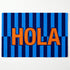 Palabra "HOLA" en naranja sobre fondo de rayas verticales azules y azul marino sutex rug 2x3 overhead white