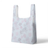 Patrón de flores rosadas sobre rayas azules y blancas verticales, diseño floral delicado y fresco sutex tote mockup