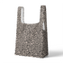 Estampado de pepas negras estilo leopardo sobre fondo beige sutex tote mockup