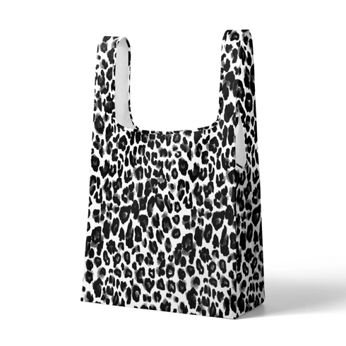 Patrón de leopardo negro sobre fondo blanco con manchas irregulares distribuidas verticalmente sutex tote mockup