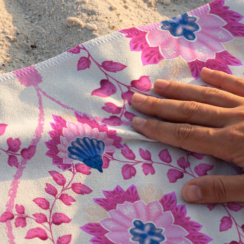 Floral Arabesco Folclórico Rosado Toalla Viajera