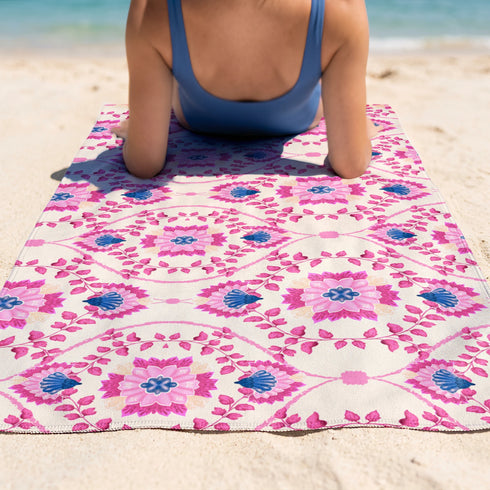 Floral Arabesco Folclórico Rosado Toalla Viajera