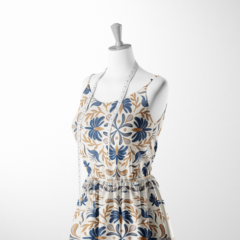 Diseño floral simétrico con motivos azules y marrón dorado en estilo folk, ornamento decorativo tradicional sutex woven dress form mockup
