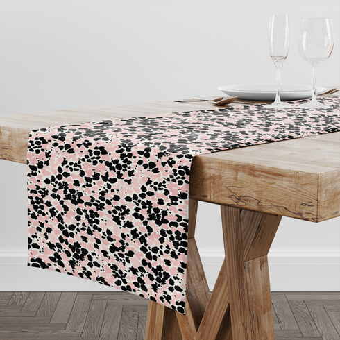 table runner mockup